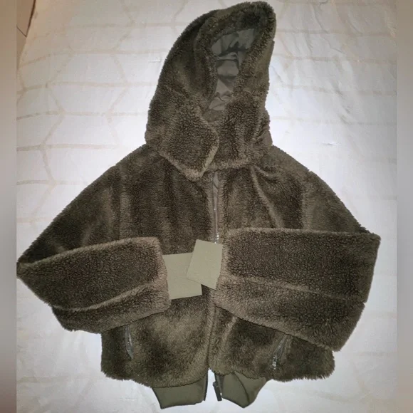 ALO Yoga Dark Brown Teddy Jacket - Picture 8 of 15